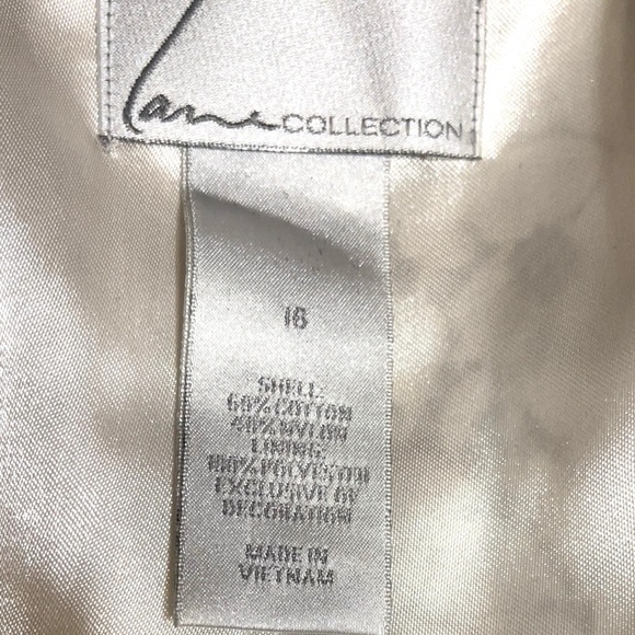 LANE COLLECTION By LANE BRYANT Sparkly Lace Jacket - Picture 3 of 12